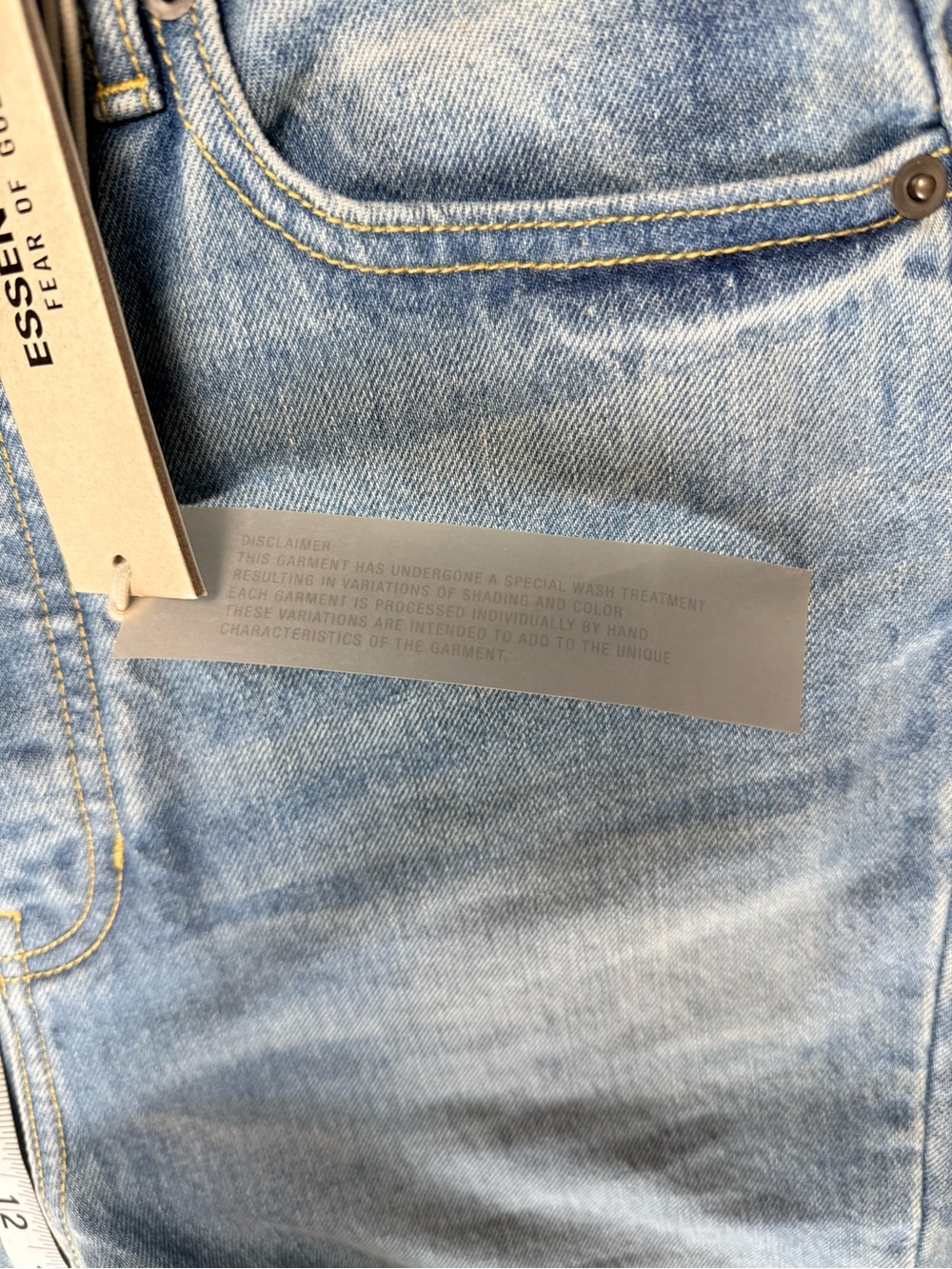 NWT Fear of God ESSENTIALS Straight Leg Jeans Classic Blue Size 26 - Picture 8 of 13